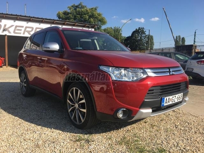 MITSUBISHI OUTLANDER 2.2 DI-D Instyle Navi 4WD