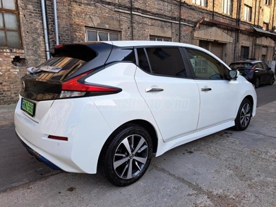 NISSAN LEAF Acenta 40kWh (Automata)