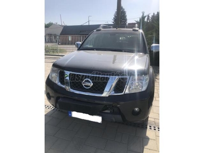 NISSAN NAVARA 4WD Double 2.5D FE