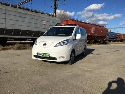 NISSAN NV200 e-NV200 Tekna (Automata) akku 24kwh 100-150km hatótáv. nincs illeték. nincs gépjárműadó. nincs parkolási