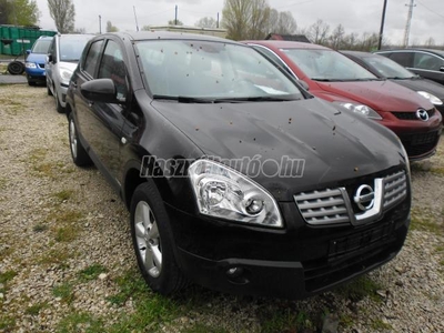 NISSAN QASHQAI 1.5 dCi Tekna 2WD KLÍMÁS///SZERVIZKÖNYVES