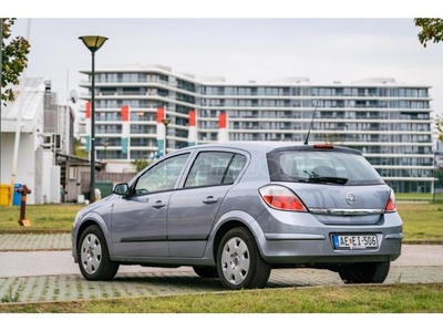 OPEL ASTRA H 1.6 Enjoy