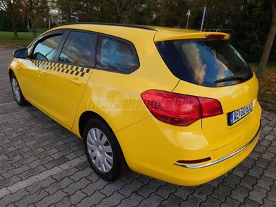 OPEL ASTRA J 1.6 CDTI Start-Stop Enjoy