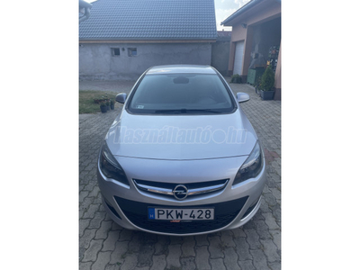 OPEL ASTRA J 1.7 CDTI Active