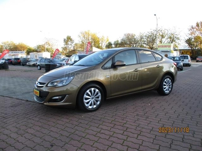 OPEL ASTRA J Sedan 1.4 T Active Tempomat-Radar-Ülésfűtés-Kormányfűtés-91.000KM!