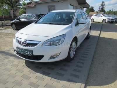 OPEL ASTRA J Sports Tourer 1.7 CDTI Cosmo / 152 EZER KM / SZERVIZKÖYNV / 17 ALU /