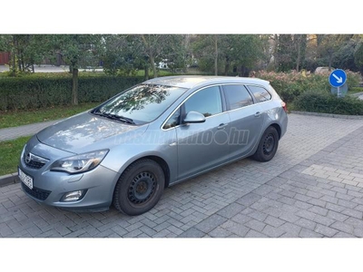 OPEL ASTRA J Sports Tourer 2.0 CDTI Cosmo