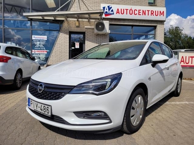 OPEL ASTRA K 1.4 Selection MAGYAR-1 TULAJ-VEZETETT SZERVIZMÚLT-FRISS MŰSZAKI-107000KM