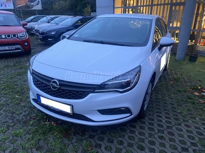 OPEL ASTRA K 1.4 Selection Magyarországi. I.tul. A vételár 27% ÁFÁ-t tartalmaz