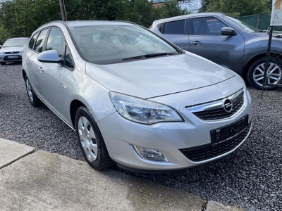 OPEL ASTRA Sports Tourer 1.7 CDTI Cosmo NÉVRE ÍRVA+RADAR+2KULCS+FRISS MŰSZAKI