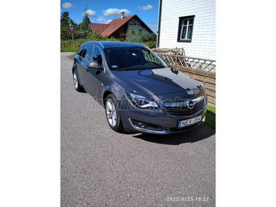 OPEL INSIGNIA Sports Tourer 2.0 CDTI Cosmo