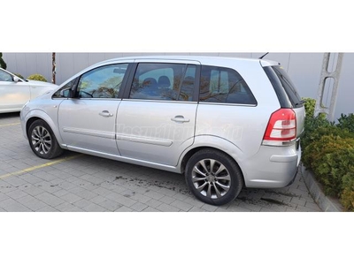 OPEL ZAFIRA 1.6 Enjoy (7 személyes)