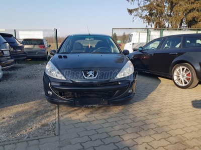 PEUGEOT 206+ 1.1 Urban EURO5