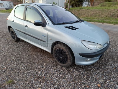 PEUGEOT 206 1.4 Husky