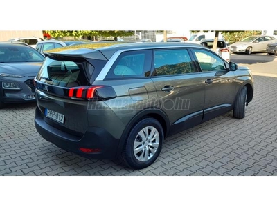 PEUGEOT 5008 1.2 PureTech Active S&S (7 személyes ) Magyarországi.Vezetett Szervizkönyves!