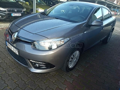 RENAULT FLUENCE 1.6 Authentique Eredeti fényezéssel