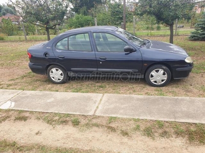 RENAULT MEGANE 1.4 16V RN