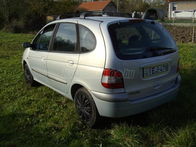 RENAULT SCENIC Scénic 1.6 16V Expression