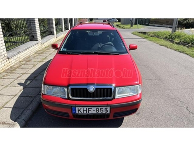 SKODA OCTAVIA Combi 1.4 Tour