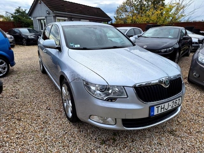 SKODA SUPERB 1.8 TSI Elegance Xenon-Navi-Tempomat-Ü.fűtés