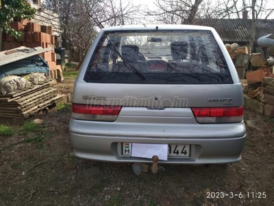 SUZUKI SWIFT 1.0 GL Ezüst Cherry