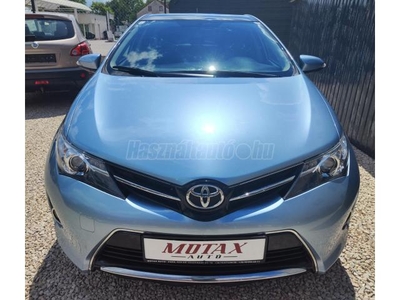 TOYOTA AURIS 1.6 Executive Skyview PANORAMA.NAVI.KAMERA.94500 KM. ELSŐ TULAJ!