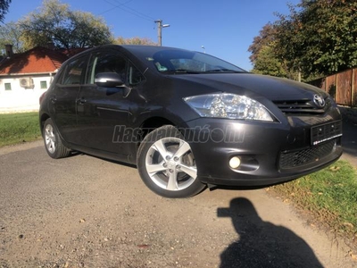 TOYOTA AURIS 1.6 Sol Navi NAVIGÁCIÓ.DIGIT KLÍMA.TEMPOMAT.TOLATÓ-KAMERA.JÓ ÁLLAPOTBAN !!