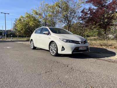 TOYOTA AURIS 1.8 HSD Lounge (Automata) Hybrid