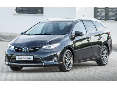 TOYOTA AURIS Touring Sports 1.8 HSD Executive TSS (Automata) RÉSZLETFIZETÉS . VEDD MEG MOST FIZESS KÉSÖBB VISSZAVÁSÁRLÁSI GARANCIA . KIVÁLÓ