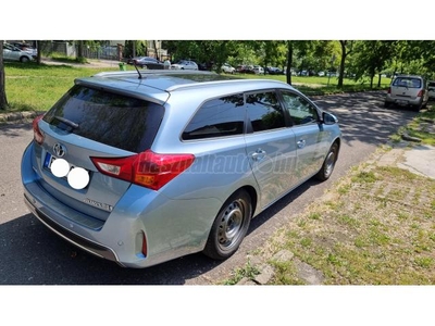 TOYOTA AURIS Touring Sports 1.8 HSD Lounge (Automata)