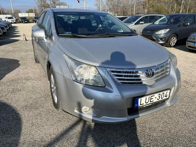 TOYOTA AVENSIS 1.8 Sol