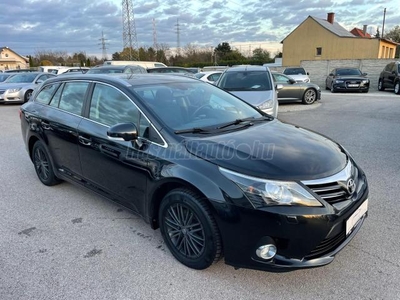 TOYOTA AVENSIS Wagon 1.8 Executive KAMERA.VHOROG.ÜLÉSFŰTÉS.TEMPOMAT