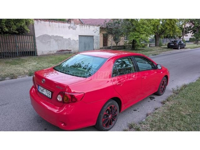 TOYOTA COROLLA Sedan 1.6 Executive