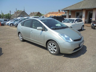 TOYOTA PRIUS 1.5 HSD 2006 (Automata)