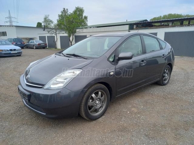 TOYOTA PRIUS 1.5 HSD Sol (Automata) +ALUKERÉK+DIGIT KLÍMA+