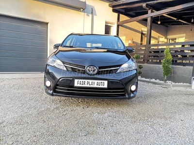 TOYOTA VERSO 1.6 D-4D Executive Skyview Panoráma tető.digit-klíma.2db kulcs.ülés fűtés