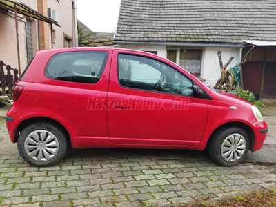 TOYOTA YARIS 1.0 Sol