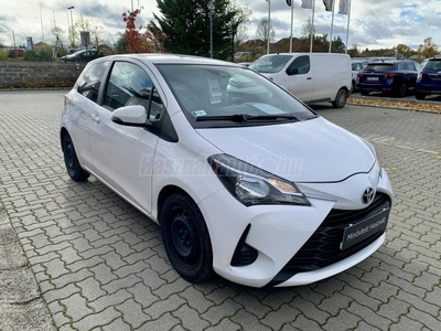 Haszn lt Toyota Yaris Van 1 4d Live rak Waa2