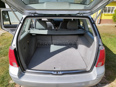 VOLKSWAGEN BORA 1.6 Highline