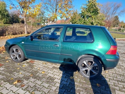 VOLKSWAGEN GOLF IV 1.9 TDI Comfortline 4Motion