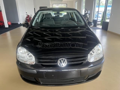 VOLKSWAGEN GOLF V 1.4 Sportline Gyári fény! 1 év garancia! 2.Tulajdonos! 2db gyárikulcs! Friss szervíz! Vez.szkö