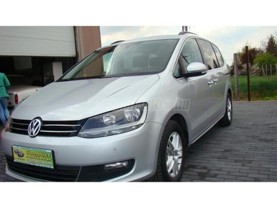 VOLKSWAGEN SHARAN 2.0 CR TDI Highline DSG TELJES NAGYSZERVÍZ! NAGYON JÓ ÁLLAPOTÚ! TÉLI NYÁRI KEREKEKKEL! GYÁRI KULCSOK!