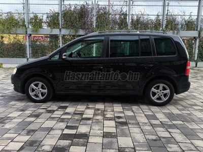 VOLKSWAGEN TOURAN 1.9 PD TDi Trendline DSG FRISS 2 ÉV MŰSZAKI!!!AUTÓ BESZÁMÍTÁS LEHETSÉGES!!!