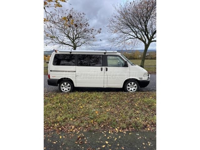 VOLKSWAGEN TRANSPORTER T4 Caravelle 2.5 Comfortline