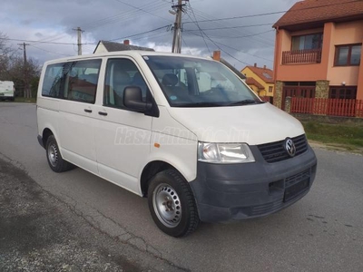 VOLKSWAGEN TRANSPORTER T5 1.9 TDI Shuttle 9 személyes.szerv.k