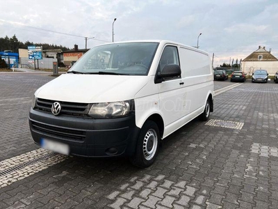 VOLKSWAGEN TRANSPORTER T5 Furgon