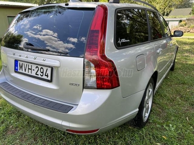 VOLVO V50 2.0 D Kinetic