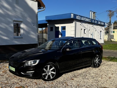 VOLVO V60 2.4 D [D6] PHEV AWD Summum Geartronic Barna. BLIS. tetőablak. vonóhorog. adaptív tempomat. kormányfűtés. harman/kardon