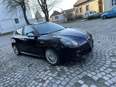 ALFA ROMEO GIULIETTA 1.6 JTDM-2 Distinctive