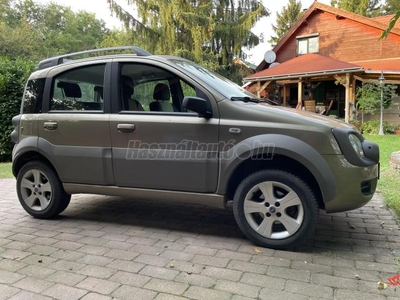 FIAT PANDA 1.3 JTD 4x4 Cross